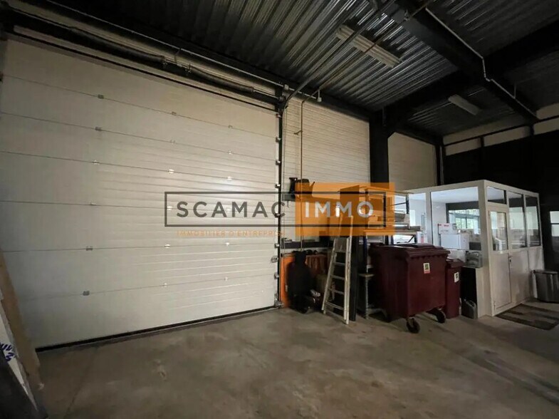 Local d'activités dans Montévrain à vendre - Photo de l’immeuble – Image 2 sur 4
