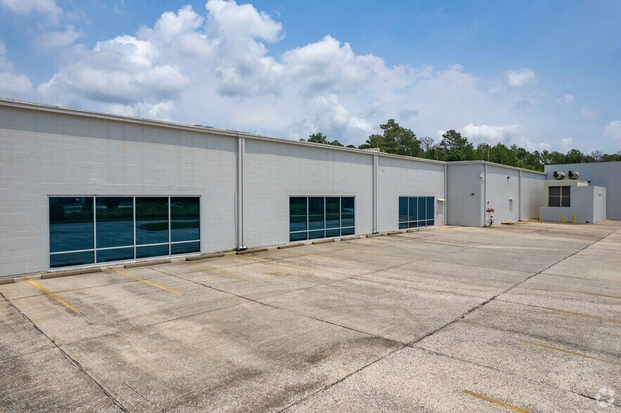 3200 FM 1960 Rd W, Humble, TX à vendre - Photo de l’immeuble – Image 3 sur 17
