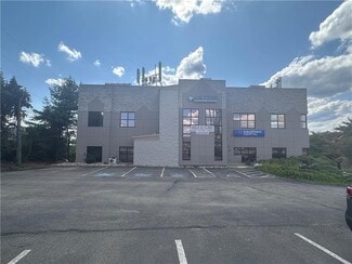 Plus de détails pour 10431 Perry Hwy, Wexford, PA - Bureau à vendre