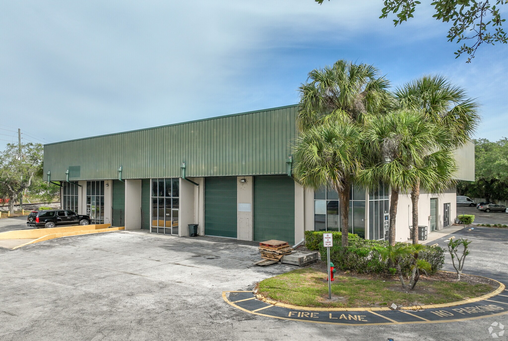 3071 N Orange Blossom Trl, Orlando, FL à louer Photo principale– Image 1 sur 9