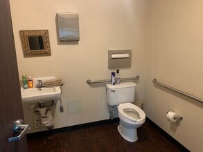 12998 Hesperia Rd, Victorville, CA à louer Photo intérieure– Image 2 sur 5