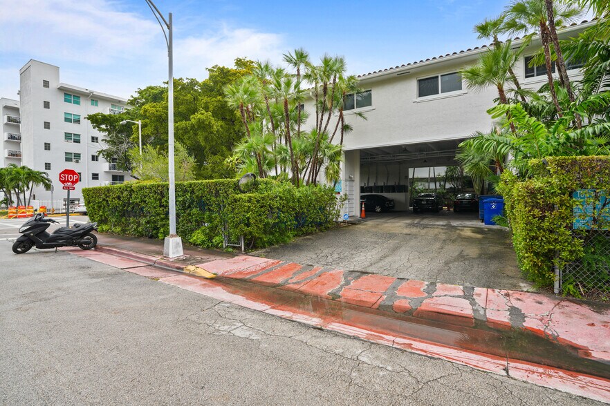 846 Lenox Ave, Miami Beach, FL à vendre - Photo de l’immeuble – Image 3 sur 17