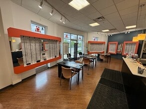 6101 Lake Michigan Dr, Allendale, MI à louer Photo de l’immeuble– Image 1 sur 4