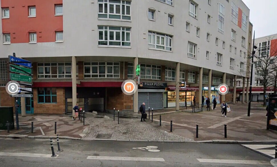 13 Place Des Pianos, Saint-Denis à louer - Photo de l’immeuble – Image 1 sur 5