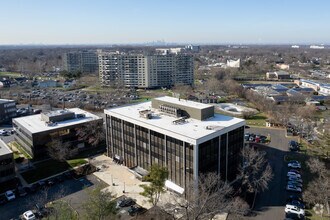 1101 N Kings Hwy, Cherry Hill, NJ - VUE AÉRIENNE  vue de carte