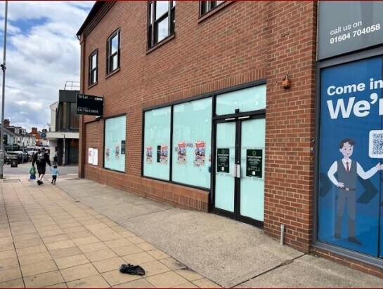 275 Wellingborough Rd, Northampton à louer - Photo de l’immeuble – Image 2 sur 2