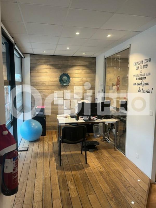 Plus de détails pour Bureau à louer
