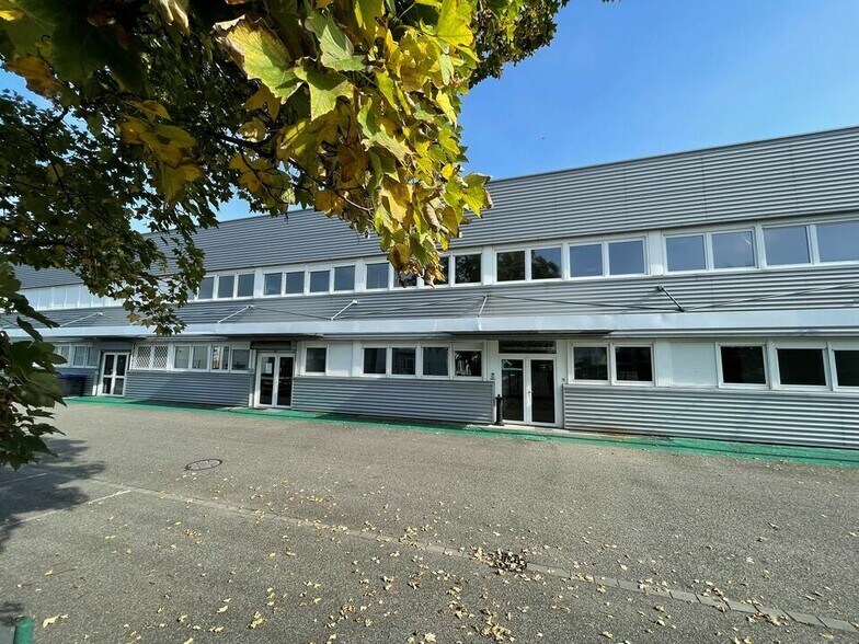 Industriel/Logistique dans Mundolsheim à louer - Photo de l’immeuble – Image 3 sur 14
