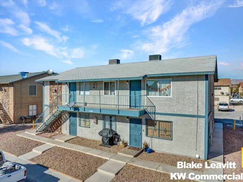 4740 Corsaire Ave, Las Vegas, NV à vendre - Photo de l’immeuble – Image 2 sur 39