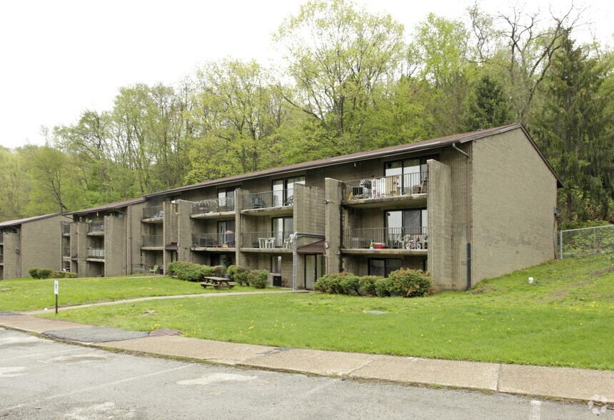 2 Building - 87 unit HAP Portfolio portefeuille de 2 biens à vendre sur LoopNet.fr - Photo principale – Image 2 sur 2