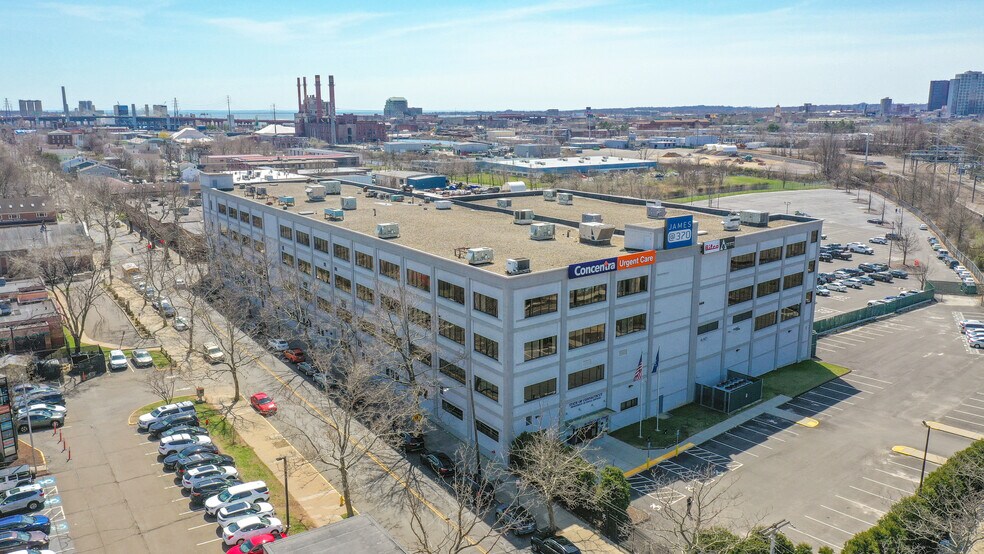 370 James St, New Haven, CT à louer - Photo de l’immeuble – Image 2 sur 9