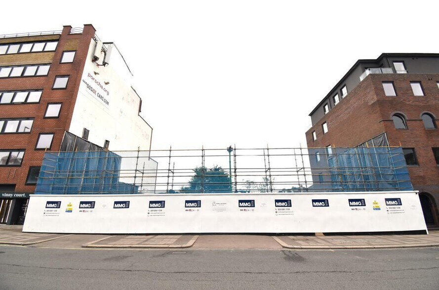 920 High Rd, Londres à vendre - Photo de l’immeuble – Image 1 sur 2