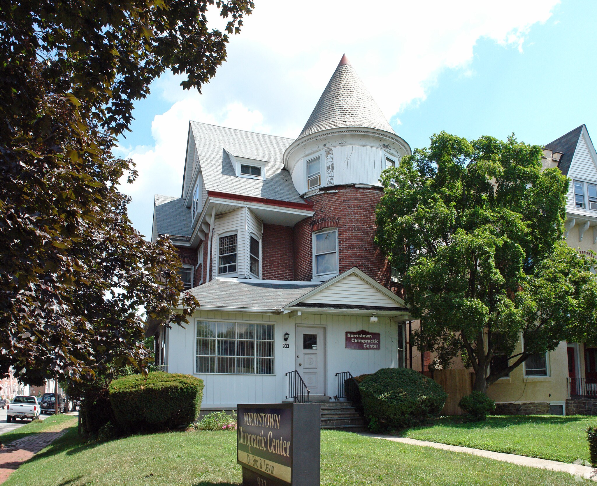 933 W Main St, Norristown, PA à vendre Photo principale– Image 1 sur 38