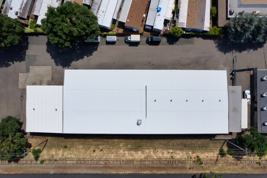 302-306 E Gobbi St, Ukiah, CA à louer - Photo de l’immeuble – Image 1 sur 6