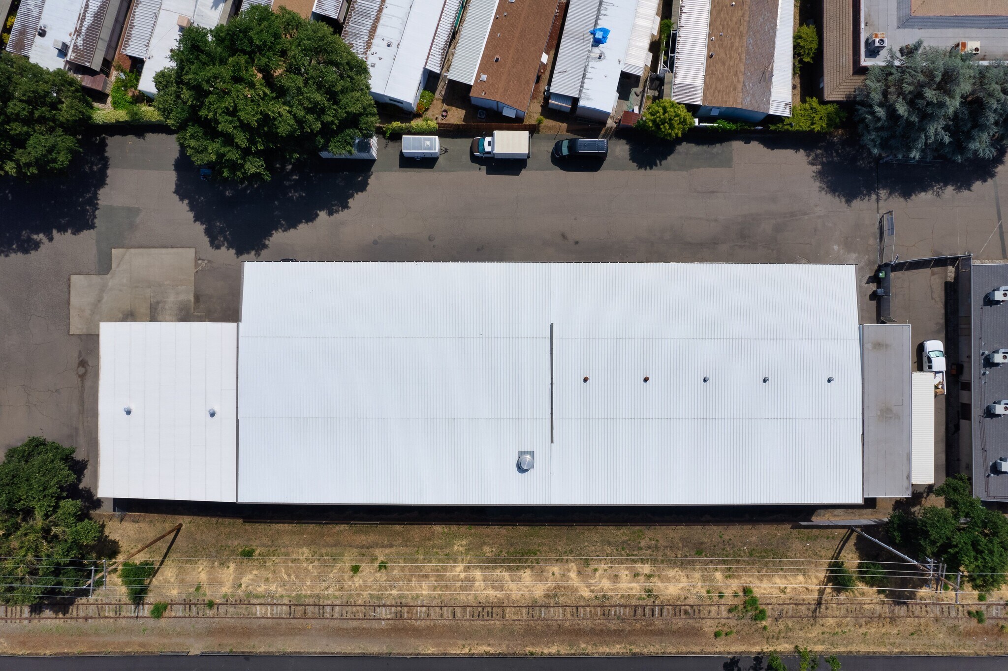 302-306 E Gobbi St, Ukiah, CA à louer Photo de l’immeuble– Image 1 sur 7