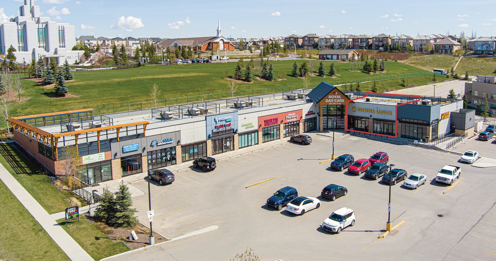 500 Royal Oak Dr NW, Calgary, AB T3G 5J7 - Lot 240 - - Photo intérieure - Image 1 of 1