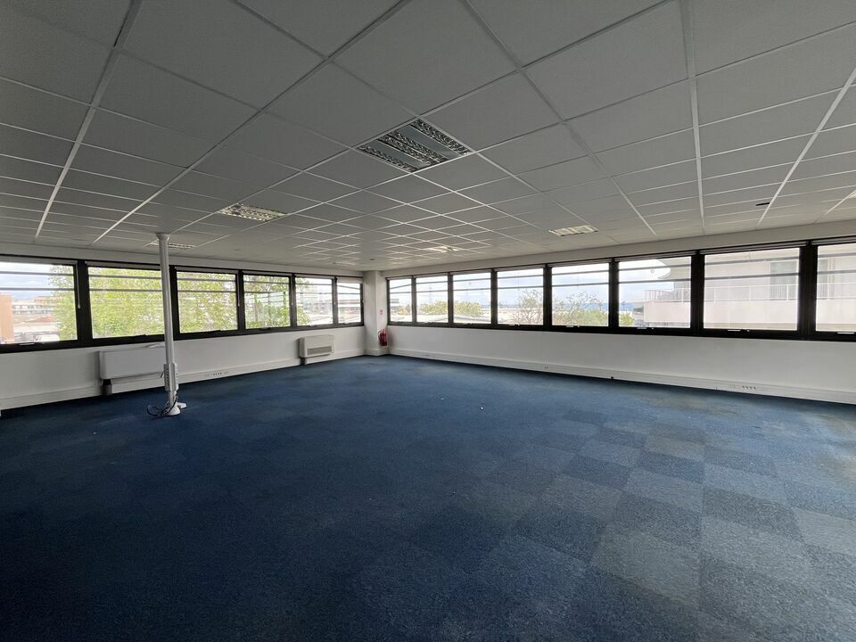 Bureau dans Villeneuve-Loubet à louer Photo intérieure– Image 1 sur 8