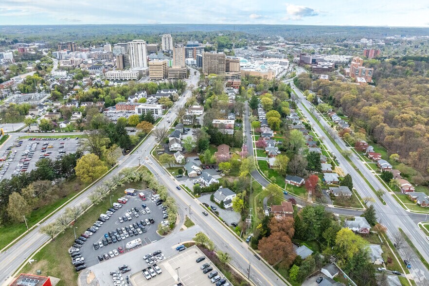606 Providence Rd, Towson, MD à vendre - Aérien – Image 2 sur 19