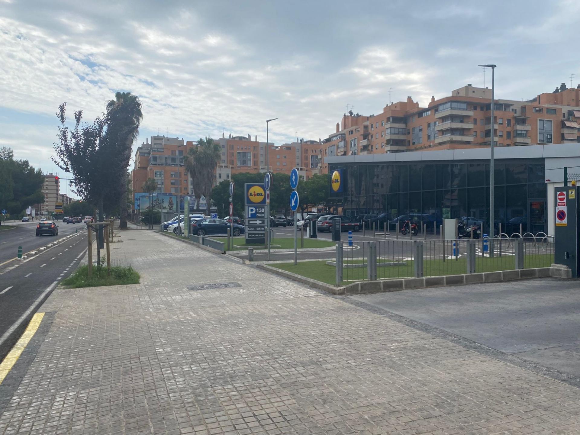 Local commercial dans València à vendre Photo de l’immeuble– Image 1 sur 10