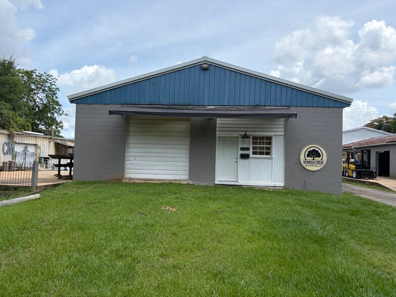 160 Salem Rd, Havana, FL à louer - Photo de l’immeuble – Image 1 sur 4