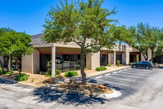 Plus de détails pour 3300 Nacogdoches Rd, San Antonio, TX - Local d'activités à louer