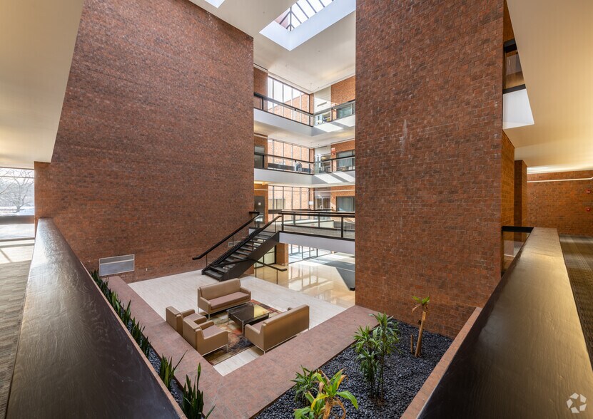 45 William St, Wellesley, MA à louer - Hall d’entrée – Image 3 sur 11