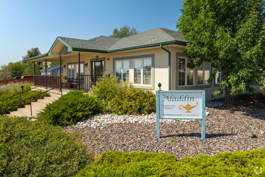 15 S Ash St, Keenesburg, CO à vendre - Photo de l’immeuble – Image 1 sur 17