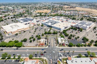 1673 W Lacey Blvd, Hanford, CA - VUE AÉRIENNE  vue de carte