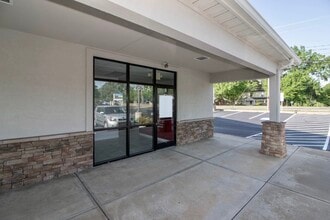 285 N Main St, Troutman, NC à louer Photo intérieure– Image 2 sur 5