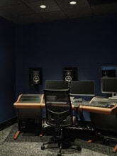 2901 W Alameda Ave, Burbank, CA à louer Photo intérieure– Image 1 sur 8