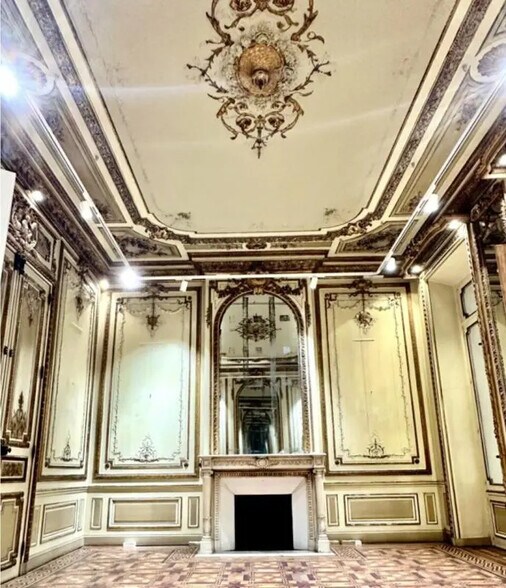 Bureau dans Marseille à vendre - Photo de l’immeuble – Image 1 sur 5