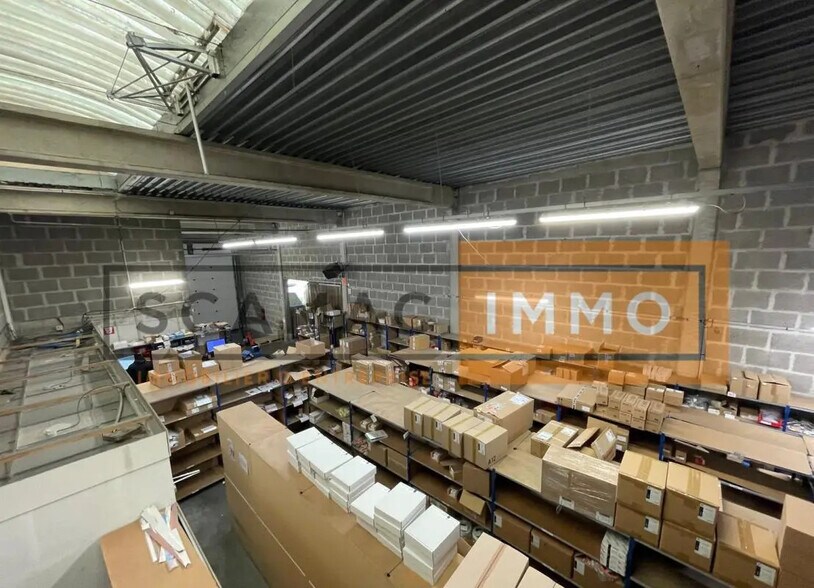 Bureau dans Noisy-le-Grand à louer - Photo de l’immeuble – Image 2 sur 10