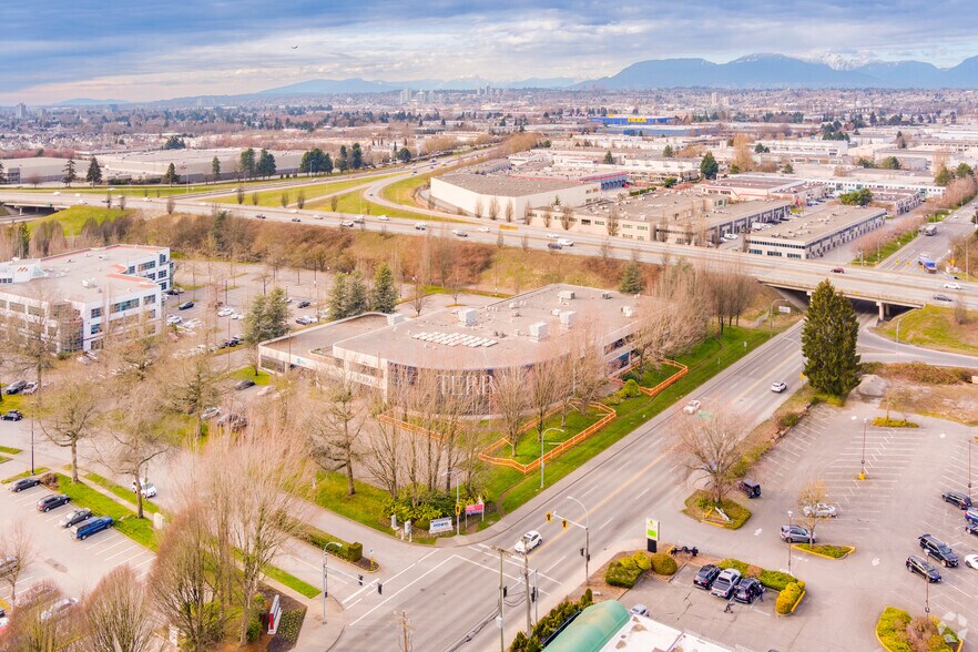 13799 Commerce Pky, Richmond, BC à vendre - Photo de l’immeuble – Image 2 sur 6