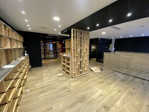 Local commercial dans Francheville à louer Photo intérieure– Image 1 sur 12