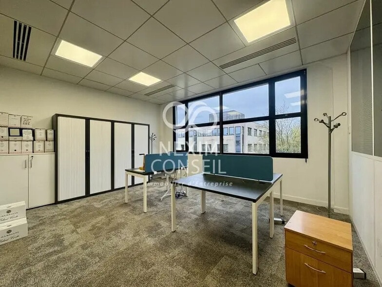 Bureau dans Gennevilliers à louer - Photo intérieure – Image 3 sur 6