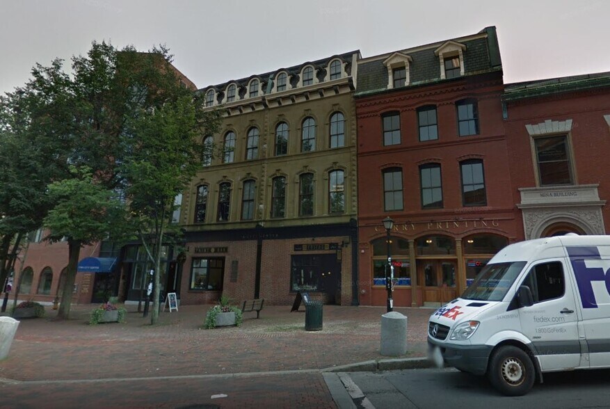 6-8 City Ctr, Portland, ME à louer - Photo de l’immeuble – Image 1 sur 5