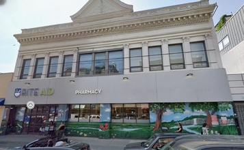 783 Manhattan Ave, Brooklyn, NY à louer Photo de l’immeuble– Image 1 sur 1