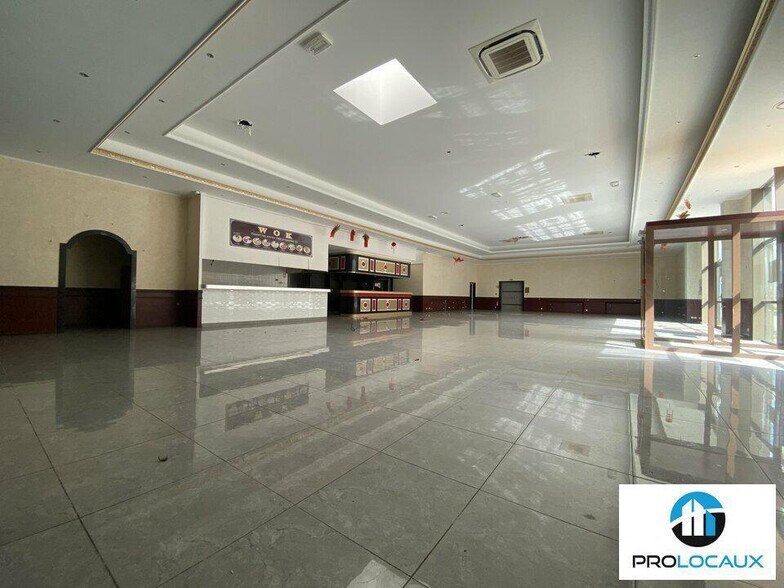 Local commercial dans Barentin à louer - Photo intérieure – Image 2 sur 8