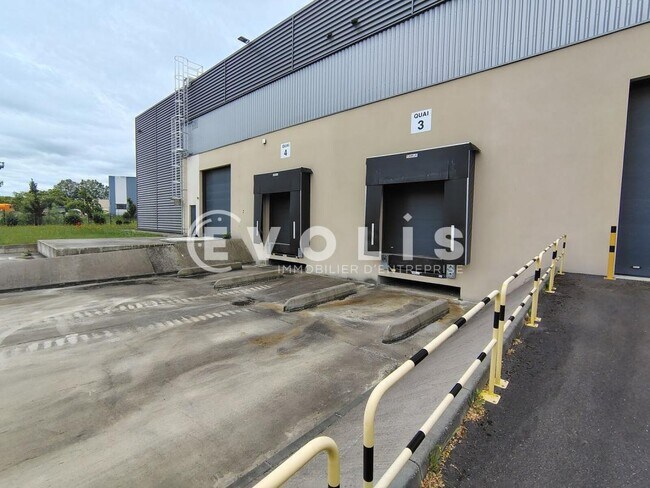 Plus de détails pour Local d'activités, Industriel/Logistique à louer