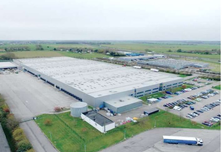 Industriel/Logistique dans Bourg-Achard à louer - Photo de l’immeuble – Image 1 sur 3