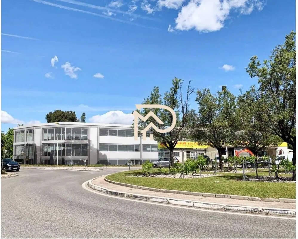 Bureau dans Marseille à louer Photo de l’immeuble– Image 1 sur 3