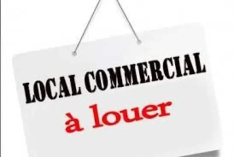 Local commercial dans Châlons-en-Champagne à louer Photo de l’immeuble– Image 1 sur 4