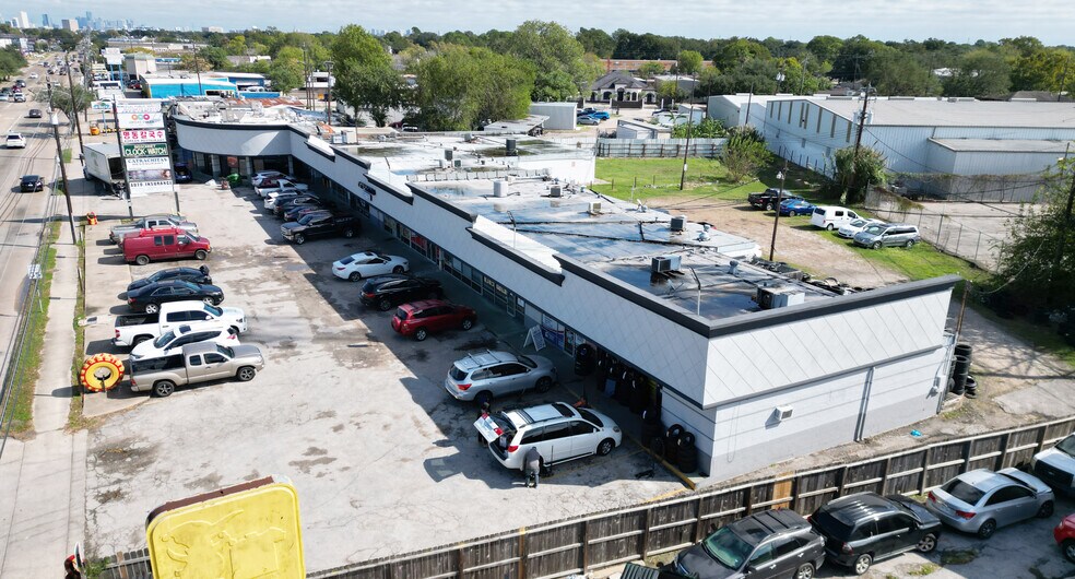 6417-6433 Bissonnet St, Houston, TX à louer - Photo de l’immeuble – Image 3 sur 8