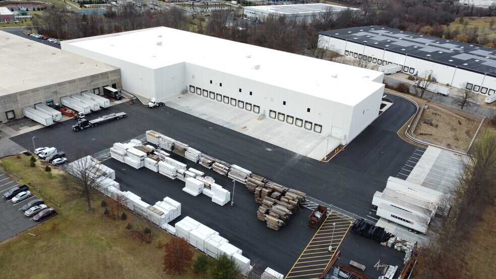 1100 Randolph Rd, Somerset, NJ à louer - Photo de l’immeuble – Image 2 sur 5