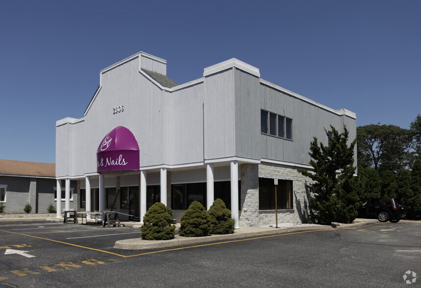 2606 E Route 37, Toms River, NJ à louer - Photo principale – Image 1 sur 7