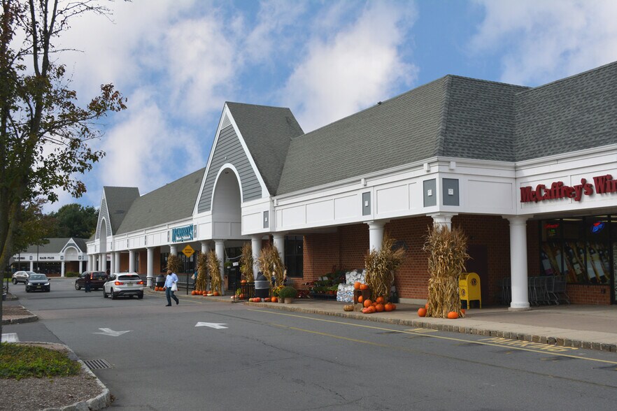 295-335 Princeton Hightstown Rd, West Windsor, NJ à louer - Photo de l’immeuble – Image 2 sur 5