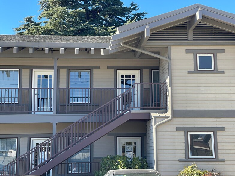 437 N Riverside Ave, Rialto, CA à louer - Photo de l’immeuble – Image 3 sur 37