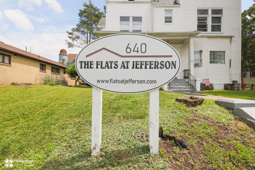 640 Jefferson Ave, Scranton, PA à vendre - Photo de l’immeuble – Image 2 sur 25