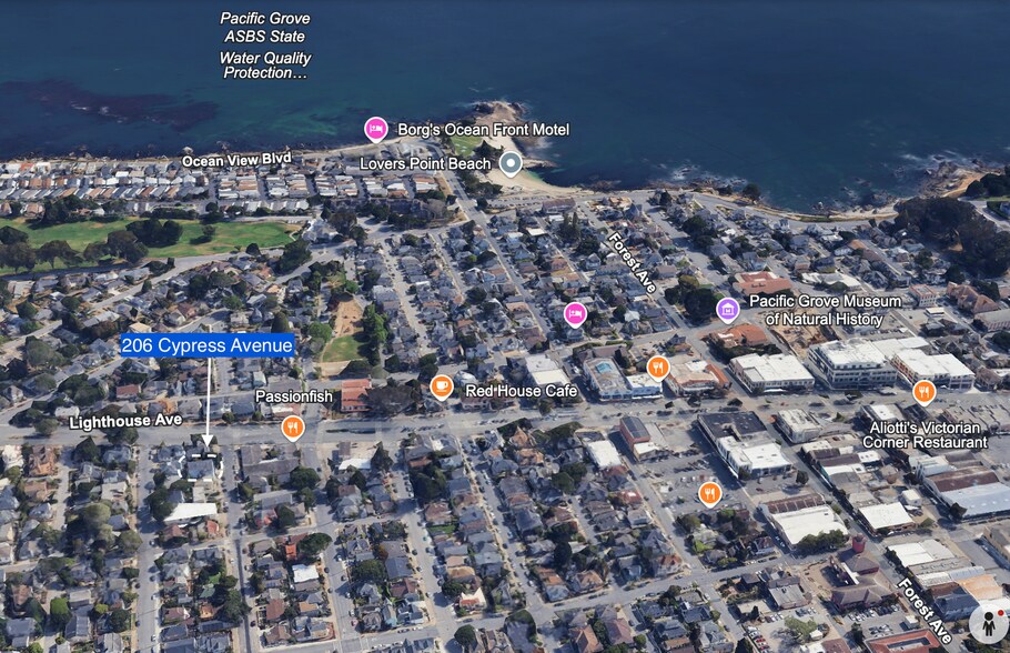 206 Cypress Ave, Pacific Grove, CA à vendre - Photo de l’immeuble – Image 2 sur 39
