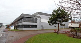 Plus de détails pour Auriol Dr, Greenford - Industriel/Logistique à louer